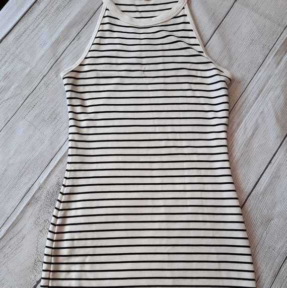 Garage Striped Body Con Casual Dress •Size Medium - Picture 5 of 5